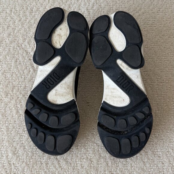 Dior Sock Sneaker - Picture 4 of 7